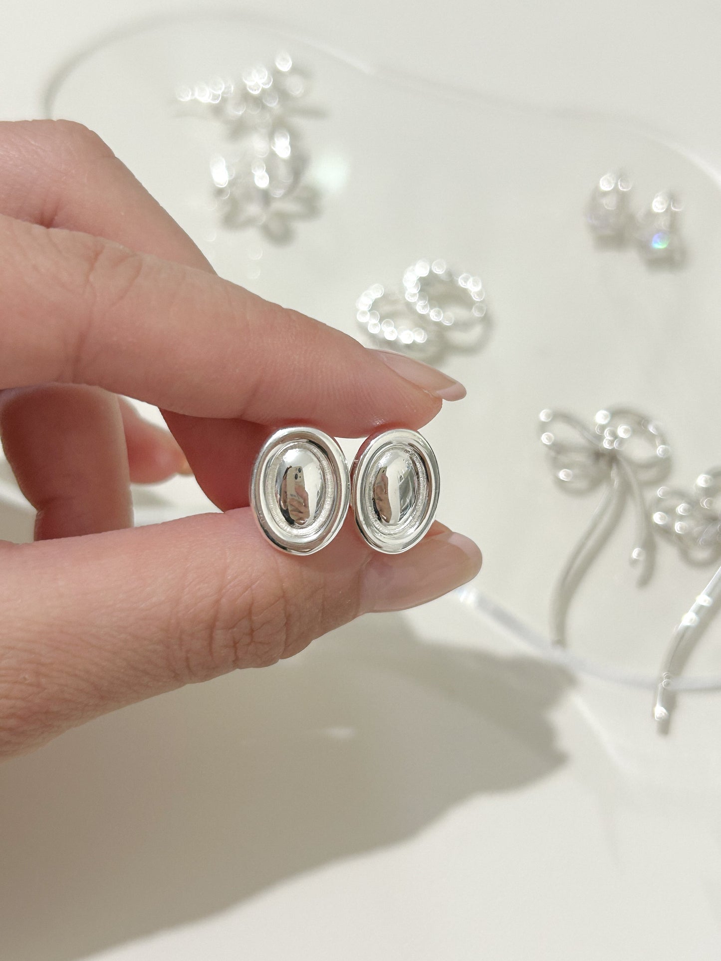 Polished Oval Earrings