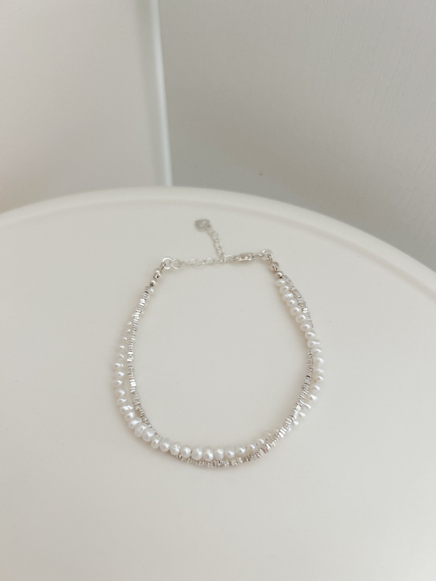 Elegant Pearl Bracelet