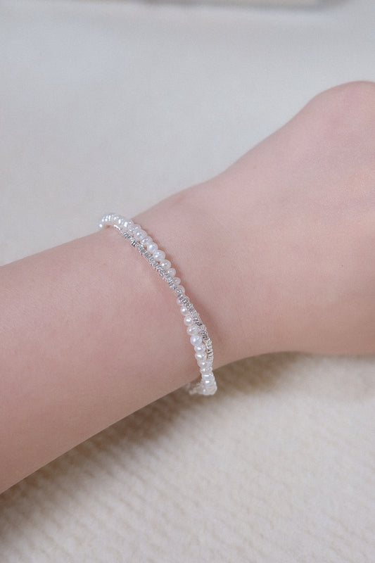 Elegant Pearl Bracelet